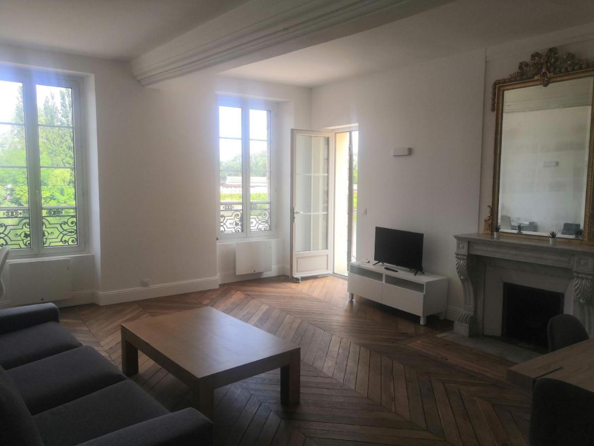 Grand 2P Terrasse Bord De Seine Daire Mantes-la-Jolie Dış mekan fotoğraf