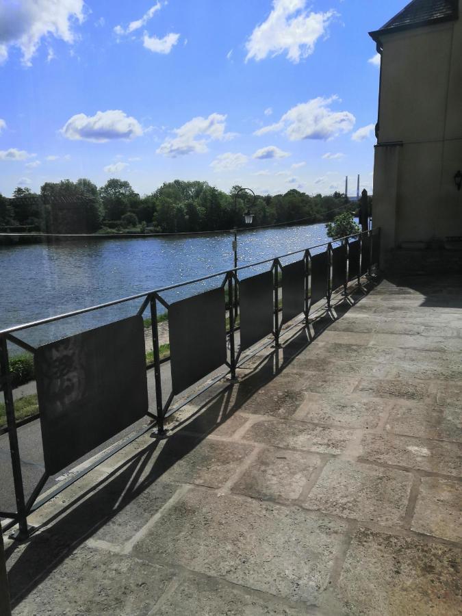 Grand 2P Terrasse Bord De Seine Daire Mantes-la-Jolie Dış mekan fotoğraf